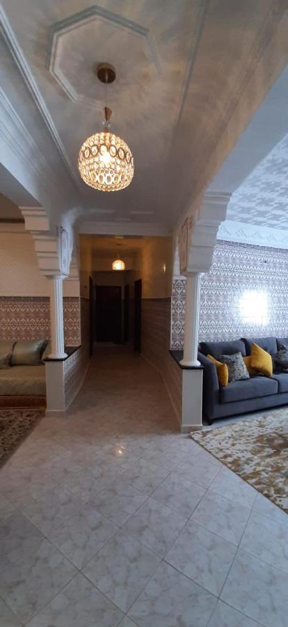 Apartment Oumnia 1 - City Center Tanger Buitenkant foto